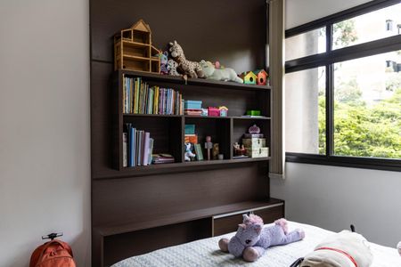 Apartamento à venda com 188m², 3 quartos e 2 vagasQuarto 2