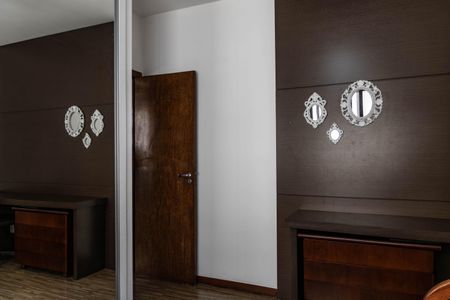 Apartamento à venda com 188m², 3 quartos e 2 vagasQuarto 1