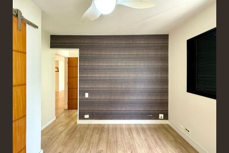 Apartamento à venda com 65m², 1 quarto e 1 vagaSuíte 