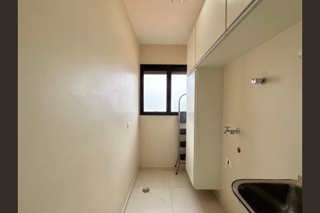 Apartamento à venda com 65m², 1 quarto e 1 vagaÁrea de Serviço