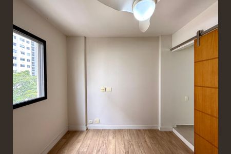 Apartamento à venda com 65m², 1 quarto e 1 vagaSuíte 
