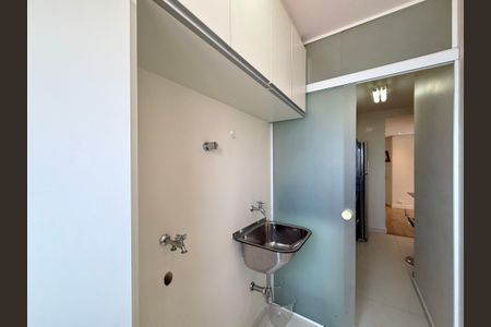 Apartamento à venda com 65m², 1 quarto e 1 vagaÁrea de Serviço