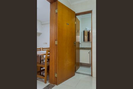 Casa à venda com 191m², 5 quartos e 2 vagas Casa à venda com 191m², 5 quartos e 2 vagasÁrea de Serviço