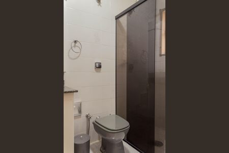 Casa à venda com 191m², 5 quartos e 2 vagas Casa à venda com 191m², 5 quartos e 2 vagasBanheiro da Suíte 1