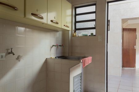 Área de Serviço de casa à venda com 4 quartos, 191m² em Anchieta, São Bernardo do Campo