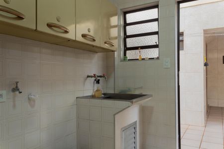 Casa à venda com 191m², 5 quartos e 2 vagas Casa à venda com 191m², 5 quartos e 2 vagasÁrea de Serviço