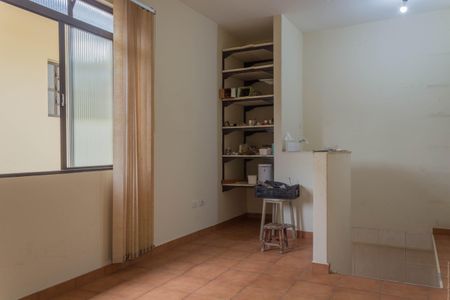 Casa à venda com 191m², 5 quartos e 2 vagas Casa à venda com 191m², 5 quartos e 2 vagasQuarto de Serviço