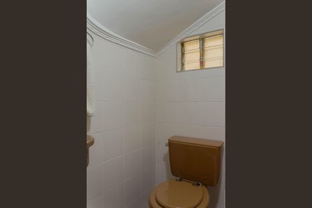 Casa à venda com 191m², 5 quartos e 2 vagas Casa à venda com 191m², 5 quartos e 2 vagasLavabo