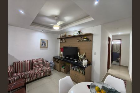 Sala de apartamento para alugar com 2 quartos, 49m² em Gardênia Azul, Rio de Janeiro