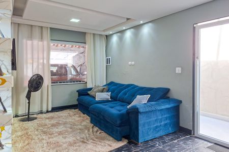 Casa para alugar com 150m², 2 quartos e 2 vagasSala