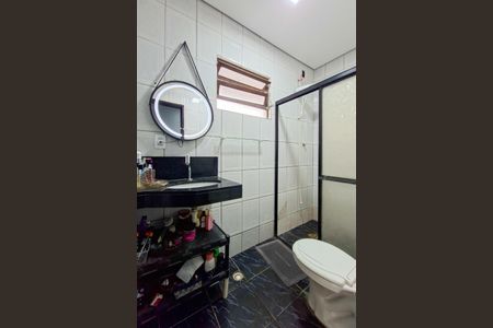 Casa para alugar com 150m², 2 quartos e 2 vagasBanheiro 