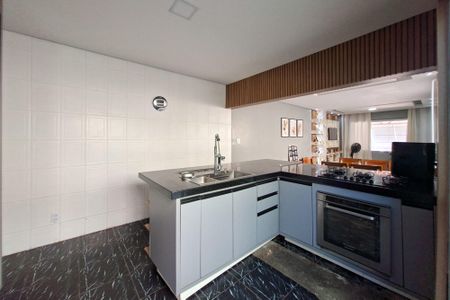 Casa para alugar com 150m², 2 quartos e 2 vagasCozinha 
