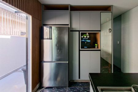 Casa para alugar com 150m², 2 quartos e 2 vagasCozinha 