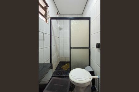 Casa para alugar com 150m², 2 quartos e 2 vagasBanheiro 