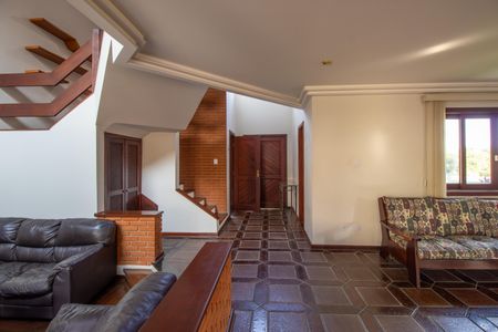 Sala de casa de condomínio para alugar com 3 quartos, 377m² em Jardim Sao Paulo Ii, Cotia