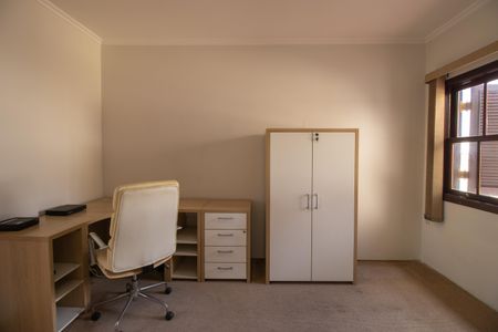 Casa de condomínio para alugar com 377m², 3 quartos e 5 vagasQuarto 1