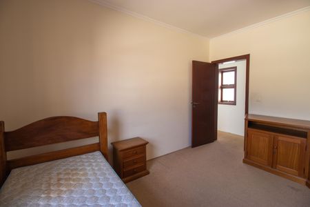 Casa de condomínio para alugar com 377m², 3 quartos e 5 vagasQuarto 2