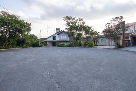 Casa de condomínio para alugar com 377m², 3 quartos e 5 vagasÁrea externa - Rua Sem Saida