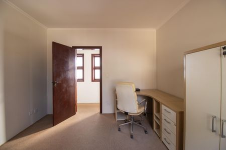 Casa de condomínio para alugar com 377m², 3 quartos e 5 vagasQuarto 1