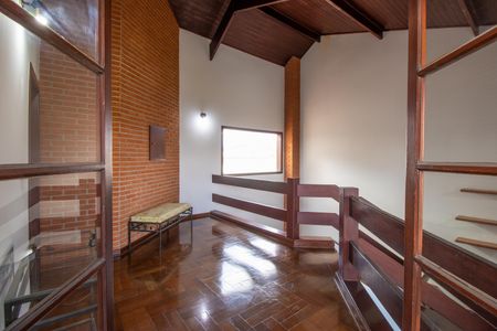 Casa de condomínio para alugar com 377m², 3 quartos e 5 vagasAndar superior