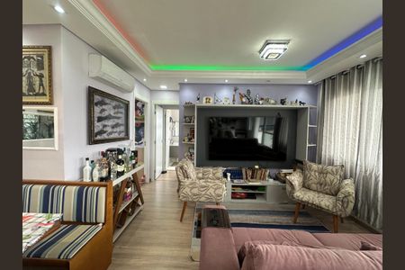 Apartamento à venda com 69m², 2 quartos e 2 vagasSala