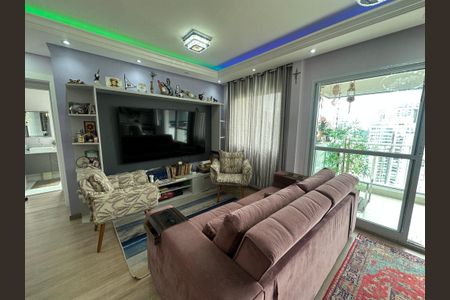 Apartamento à venda com 69m², 2 quartos e 2 vagasSala