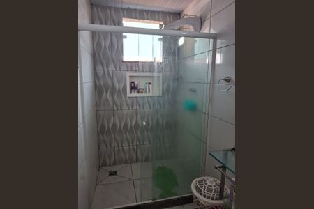 Casa à venda com 115m², 3 quartos e 1 vagaBanheiro