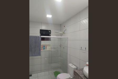 Casa à venda com 115m², 3 quartos e 1 vagaBanheiro