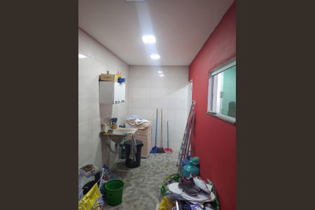 Casa à venda com 115m², 3 quartos e 1 vagaÁrea de serviço