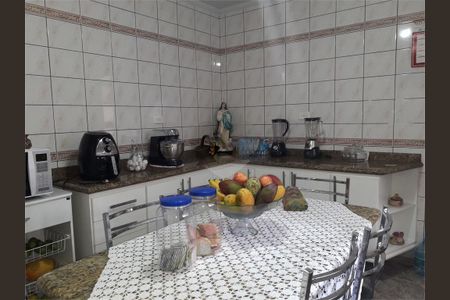 Casa à venda com 224m², 8 quartos e 2 vagas