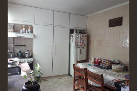 Casa à venda com 224m², 8 quartos e 2 vagas