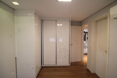 Apartamento para alugar com 186m², 3 quartos e 3 vagasQuarto 2