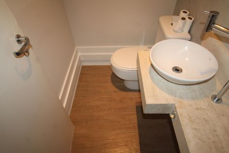 Apartamento para alugar com 186m², 3 quartos e 3 vagasLavabo