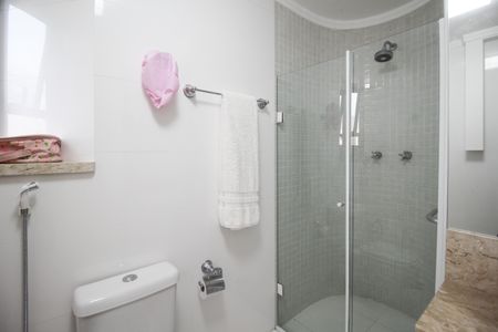 Apartamento à venda com 82m², 2 quartos e 1 vagaBanheiro