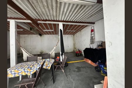 Casa para alugar com 350m², 3 quartos e 1 vagaQuintal