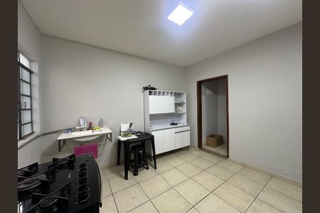 Casa para alugar com 350m², 3 quartos e 1 vagaCozinha