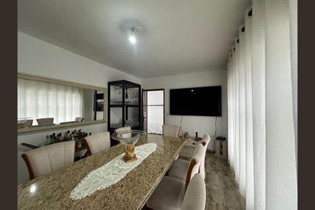 Sala de casa à venda com 3 quartos, 350m² em Jardim Timbauhy, Barueri
