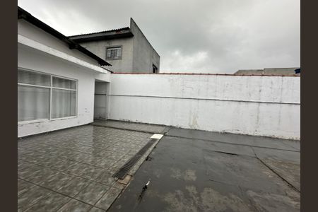 Casa para alugar com 350m², 3 quartos e 1 vagaQuintal