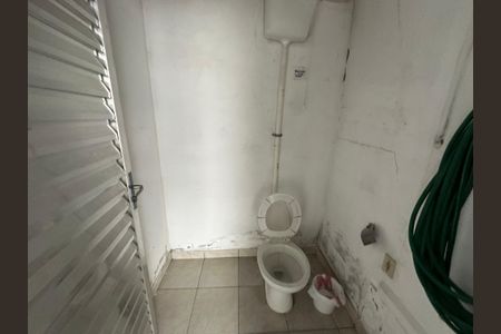 Casa para alugar com 350m², 3 quartos e 1 vagaBanheiro 2
