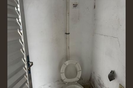 Casa para alugar com 350m², 3 quartos e 1 vagaBanheiro 2