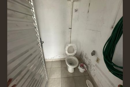 Casa para alugar com 350m², 3 quartos e 1 vagaBanheiro 2