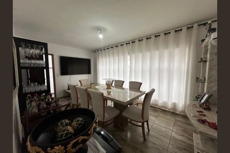 Sala de casa à venda com 3 quartos, 350m² em Jardim Timbauhy, Barueri