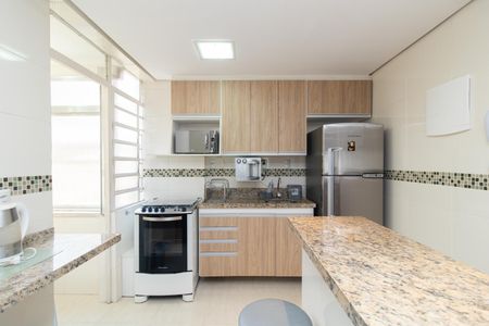 Apartamento para alugar com 58m², 2 quartos e sem vagaCozinha e Área de Serviço