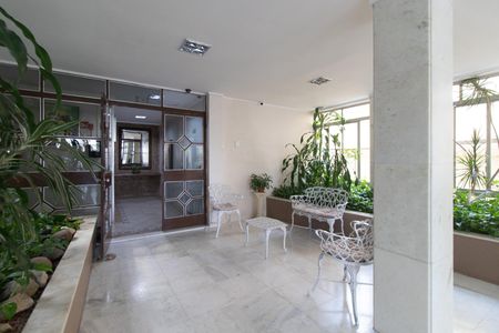 Apartamento para alugar com 58m², 2 quartos e sem vagaEntrada