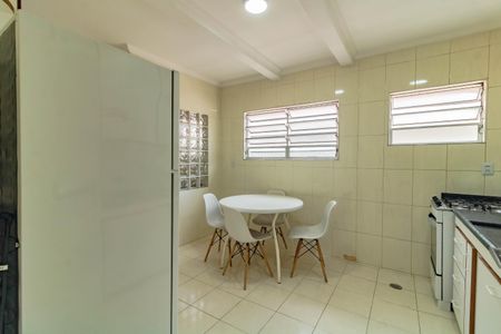 Apartamento para alugar com 65m², 1 quarto e sem vaga