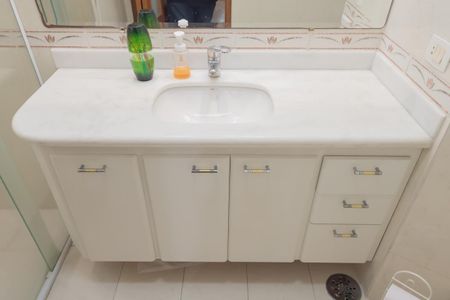 Apartamento para alugar com 70m², 2 quartos e 1 vagaBanheiro da Suíte