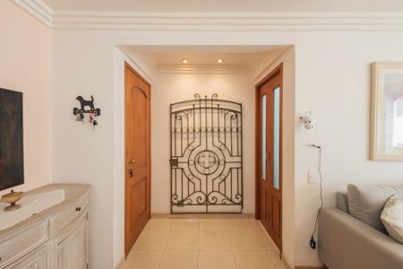 Sala de apartamento para alugar com 2 quartos, 70m² em Cerqueira César, São Paulo