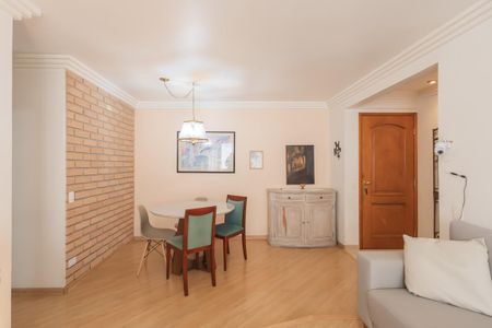 Sala de apartamento para alugar com 2 quartos, 70m² em Cerqueira César, São Paulo