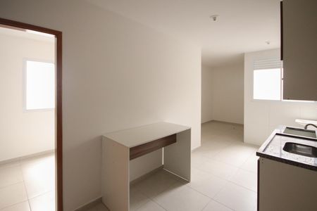 Apartamento para alugar com 45m², 2 quartos e sem vaga Apartamento para alugar com 45m², 2 quartos e sem vagaCozinha - Armários / Área de Serviço