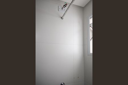 Banheiro de apartamento para alugar com 2 quartos, 45m² em Vila Constança, São Paulo